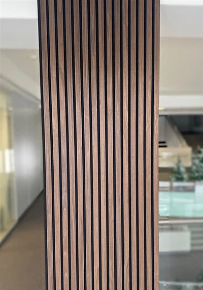 Tshiab Tsim Compact Board Ntoo Slatted